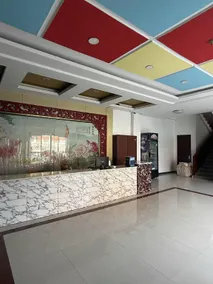 Temple Front Hotel - Image 2