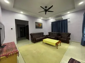 D'FAZZ HOMESTAY MUAR (MUSLIM ONLY) - Image 4