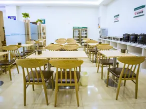 GreenTree Inn Jinan Jiyang Bus Station Express Hotel - Image 4