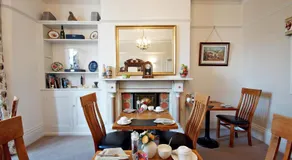 Bronte Guest House - Image 3