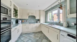 Poole Harbour-Poole Quay with 6 Beds, Free Parking - Image 3