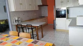 Gîte convivial avec 3 chambres, proche du patrimoine historique, cour et équipements inclus - Image 4