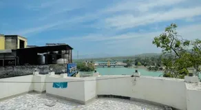 Hotel Har Ki Pauri with terrace Ganga view - Image 4