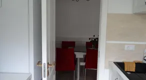 Apartament de lux white&red - Image 4
