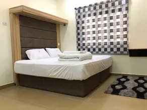 Stella Holiday Inn - Image 2