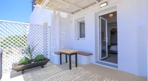 ēnNĒ Studios for Views & Tranquility - Image 4
