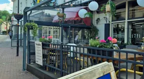 Hotel 1711 - Image 2