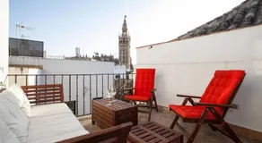 SevilleBnB Group- Angeles House, private terrace with Cathedral Views - Image 2