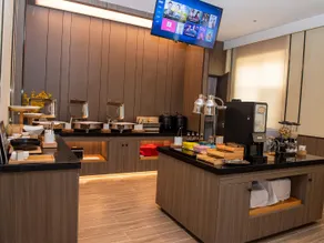 Hanting Hotel Cixian Yizhong - Image 5