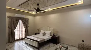 Lataska Hotel - Image 2