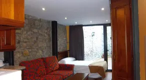 Apartamentos Entrepalacios - Image 2