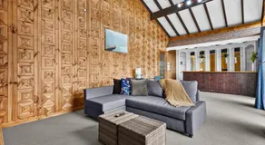 Loftus Spacious Getaway - Image 4