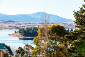 Summit 9 - Stylish 3BR Apartment l Amazing Lake Views l WiFi l BBQ l Air-Con - Image 3