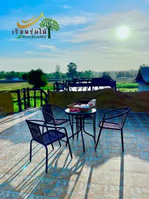 เรือนร่มไม้รีสอร์ท RuenRomMai Resort - Image 2