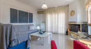 Golden Beach Maisonette Retreat - Image 2