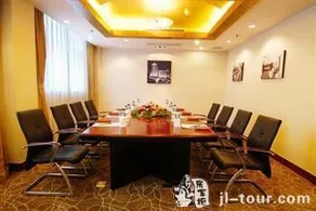 Jiangsu Hotel - Image 4