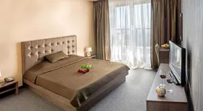 Face Hotel - Image 2
