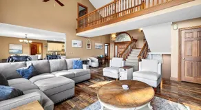 Lakefront Group Stay, Sleeps 19, Indoor Pool, Hot Tub, Arcades - Image 2