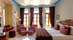 Casa Delfino Hotel & Spa - Image 2
