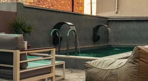 Swallows House - Image 4
