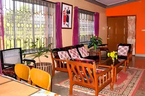 Honey Palace Homestay - Image 2