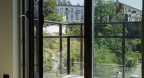All in one Loft with Balcony and Free parking - Image 4