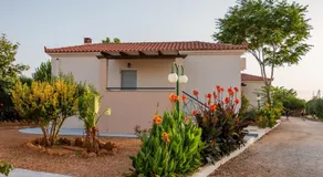 Lagouvardos Beach Apartments - Image 4
