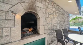Cozy Home In Bast With Jacuzzi - Image 3