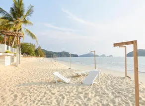 Corrie Chalet Pantai Cenang Langkawi - Image 4