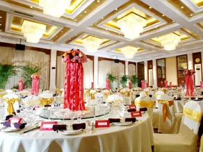 Lingang Hotel Shanghai - Image 2