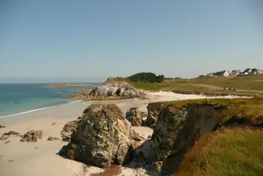 Holiday Home in Plouarzel near Sandy Beaches - Image 2