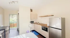Burwood Cozy Studios - Image 3