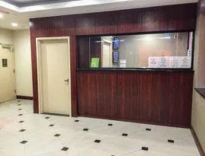 Rockaway Hotel - Image 2
