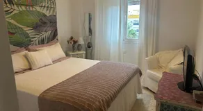 Habitación cama doble con baño compartido - Image 1