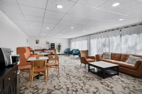 Baldwin Inn & Suites, SureStay Collection by Best Western - Image 2