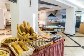Castello Village Resort - Image 3