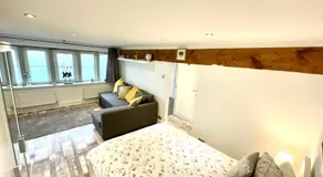 The Weavers Cottage at Springbank - Image 2