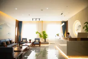 Lemon Hotel - Image 3