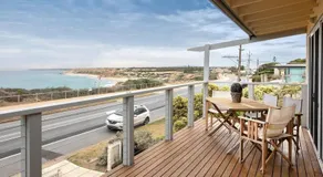 PORT WILLUNGA TRAUM - Image 3