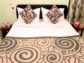Collection O 4255 Day Night Guest House and Restaurant - Image 2