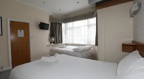 Anchor Guest House - Image 4