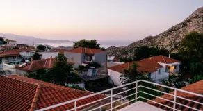 Villeni Panorama Apartment Oktonia - Image 5