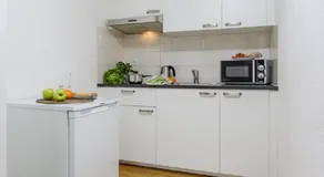 Rent a Home Delsbergerallee - Self Check-In - Image 3