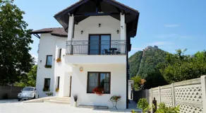 Casa Mora - Image 2