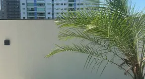 Refúgio moderno com piscina privativa perto do mar - Image 4