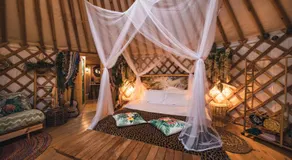 2 CUORI E 1 YURTA Glamping in Tuscany - Adults Only - Image 2