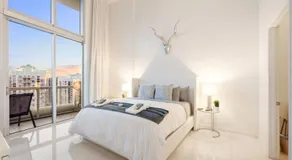 Beautiful One Bedroom Condo 16ft ceilings at the W - Image 2