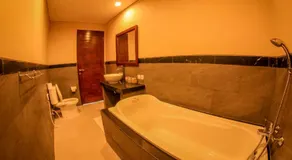 Cahyatika Bed & Breakfast - Image 2