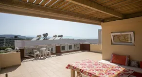 Apartamento num hotel \"Rania Studio No 8\" com vista para o mar, terraço partilhado e acesso Wi-Fi - Image 2
