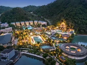 Meizhou Wuhua Hot Mineral Mud Hot Spring Resort - Image 3